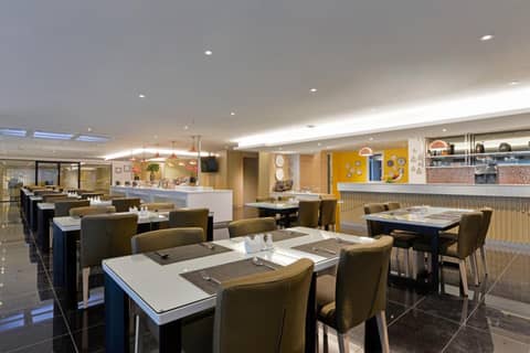 Le D'Tel Bangkok — dining