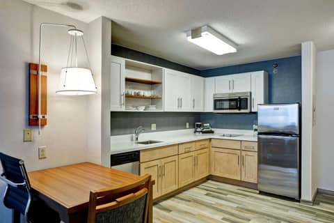 Homewood Suites by Hilton Chicago-Downtown — photo 3