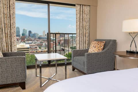 The Westin Kansas City at Crown Center — hotel room