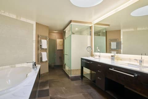 The Westin Kansas City at Crown Center — photo 9