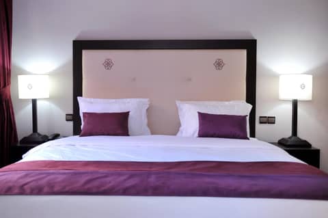 Blue Sea Le Printemps — hotel room