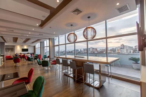 Hampton By Hilton Lima San Isidro — photo 4