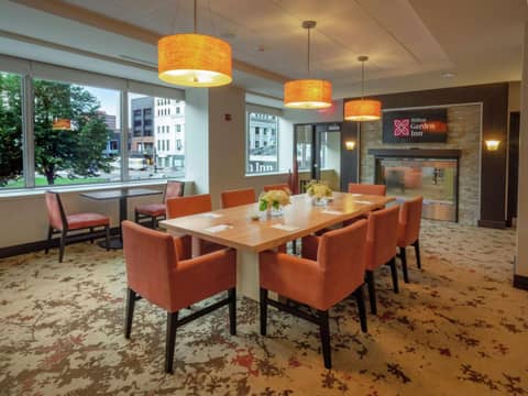 The Hilton Garden Inn Buffalo-Downtown — photo 3