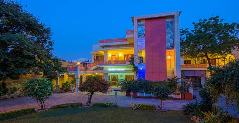Rawla Rawatsar — building