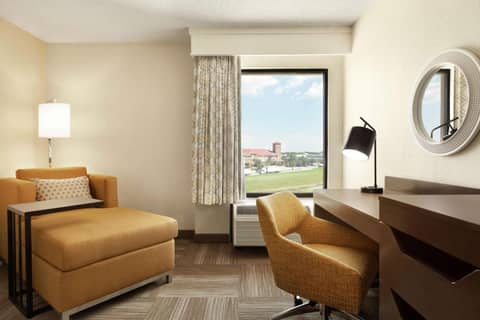 Hampton Inn Houston Hobby Airport — photo 4