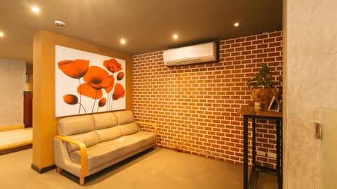 Guijo Suites Makati — photo 9