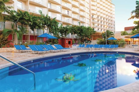 Club Wyndham at Waikiki Beach Walk — photo 4