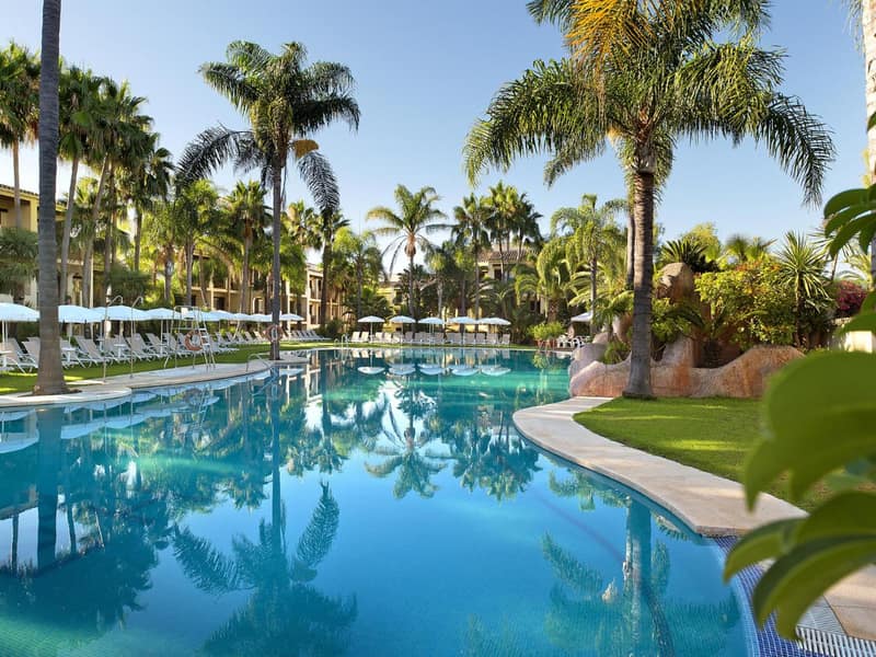 BlueBay Banús — recepcion & lobby