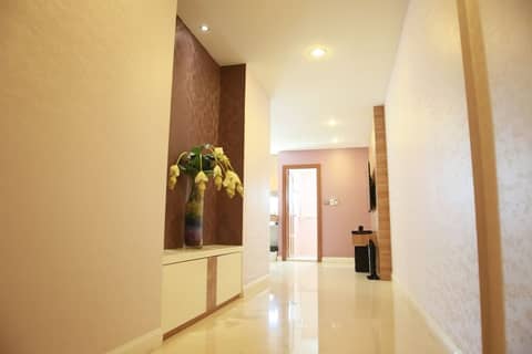 Pintree Service Apartment Pattaya — hotel room