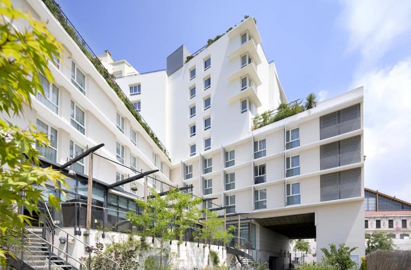 Novotel Marseille Centre Gare — building