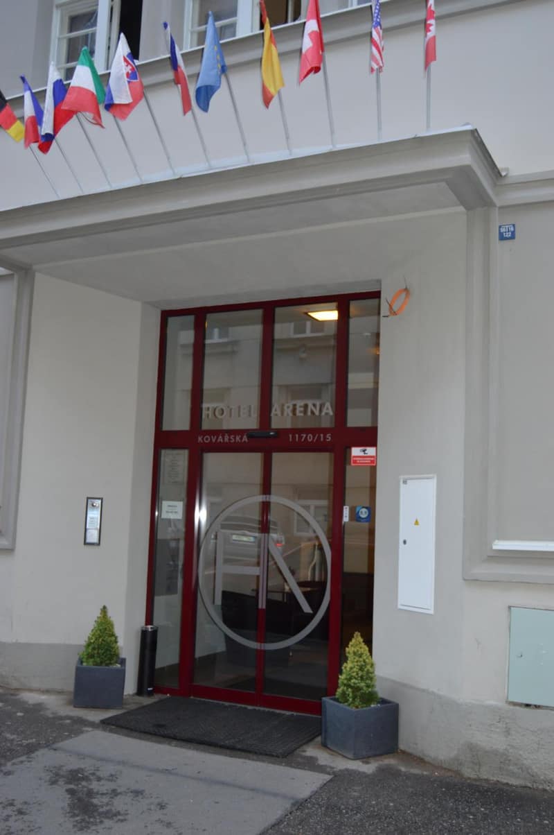 HOTEL ARÉNA — building