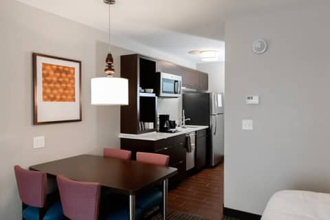 TownePlace Suites by Marriott Louisville Airport — photo 2