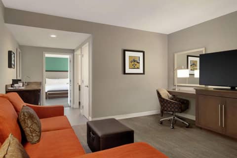 Hampton Inn and Suites New Orleans Convention Center — photo 9