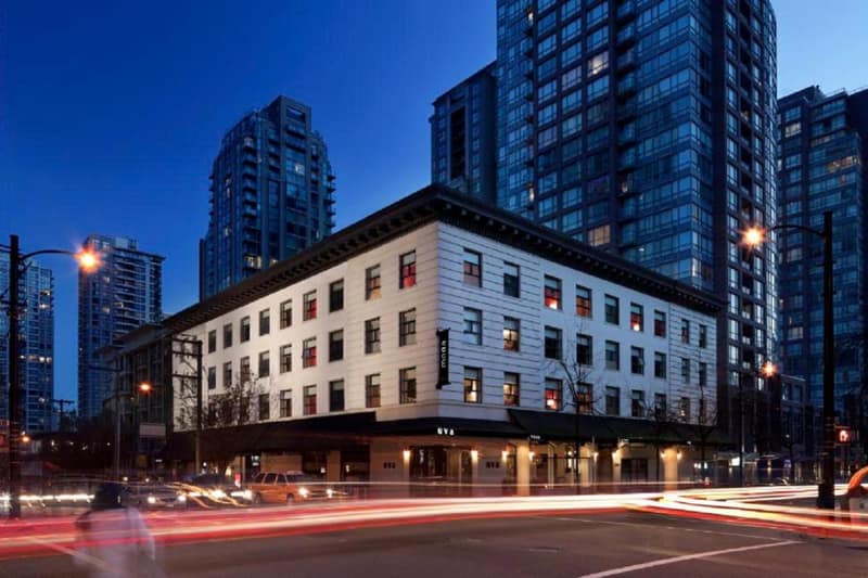 Moda Hotel — building