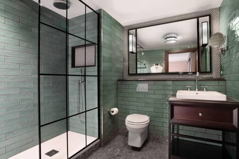 The Green — photo 2