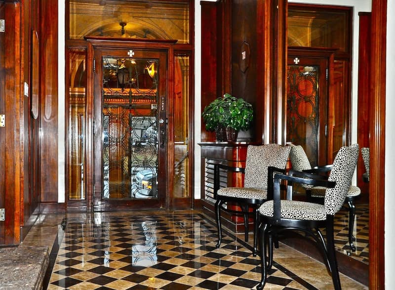 Le Manoir d'Auteuil - Par Aneyro — photo 1