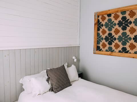 Boutike Guesthouse — hotel room