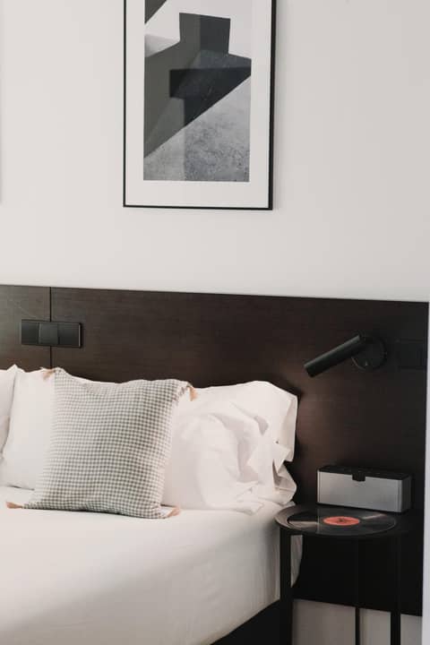 Parker The Urban Flats — hotel room