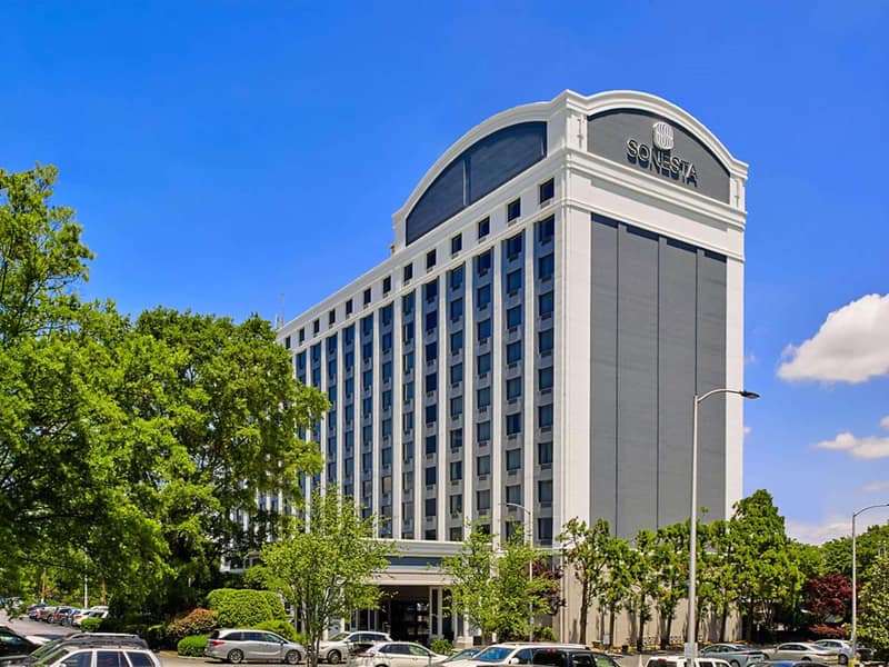 Sonesta Atlanta Airport North — building