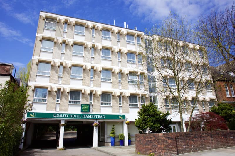 Quality Hotel Hampstead — building