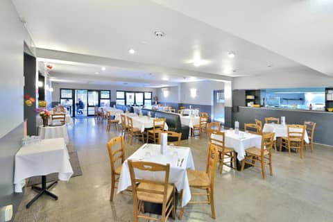 Manukau Hotel & Conference Centre — photo 2