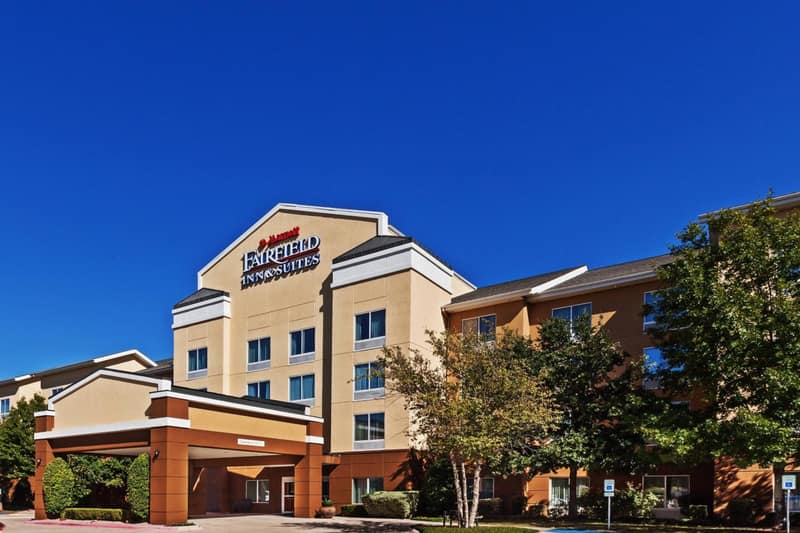 Fairfield Inn and Suites by Marriott Austin Northwest/The Domain Area — building