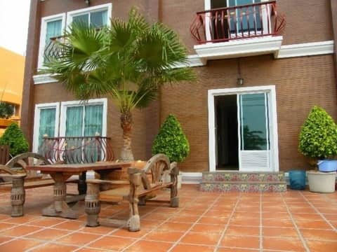 The Red Balcony Inn — balance & terrace
