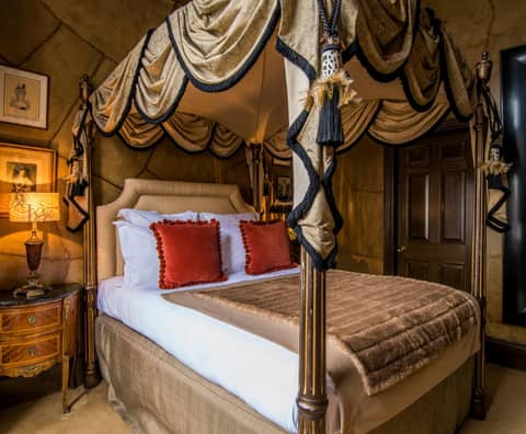 San Domenico House — hotel room