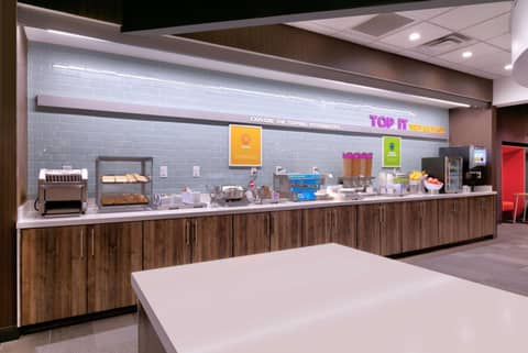 Tru By Hilton Austin Nw Arboretum, Tx — photo 3