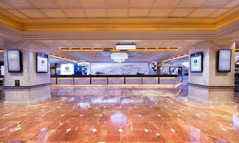 Peppermill Resort Spa Casino — photo 7