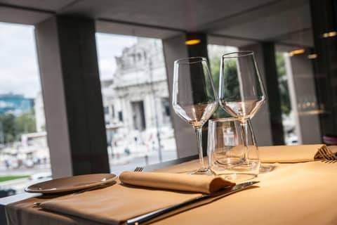 Glam Milano — dining