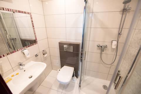 Hotel Kazimierz II — bathroom
