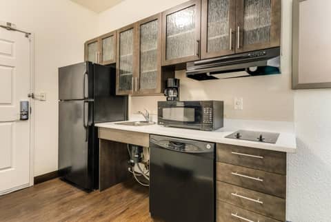 Candlewood Suites Portland Airport by IHG — photo 2