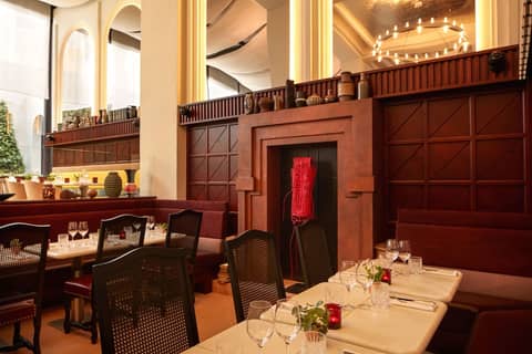 Experimental Marais — dining