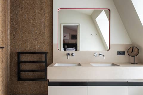 Experimental Marais — bathroom