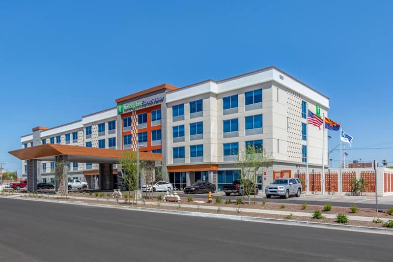 Holiday Inn Express & Suites - Phoenix Dwtn - State Capitol by IHG — building