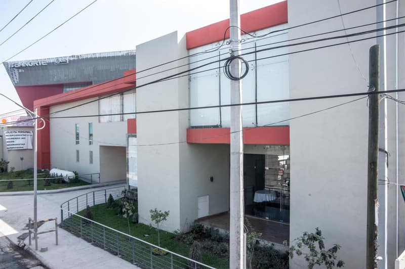 MBM Red Sun Hotel — building