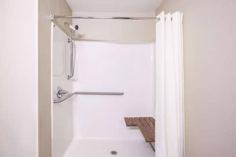 La Quinta Inn by Wyndham Richmond South — photo 6