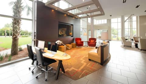 DoubleTree Hotel & Suites Charleston Airport — photo 4