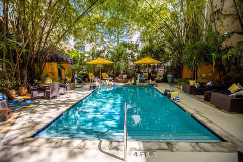 Riviera Suites — recepcion & lobby