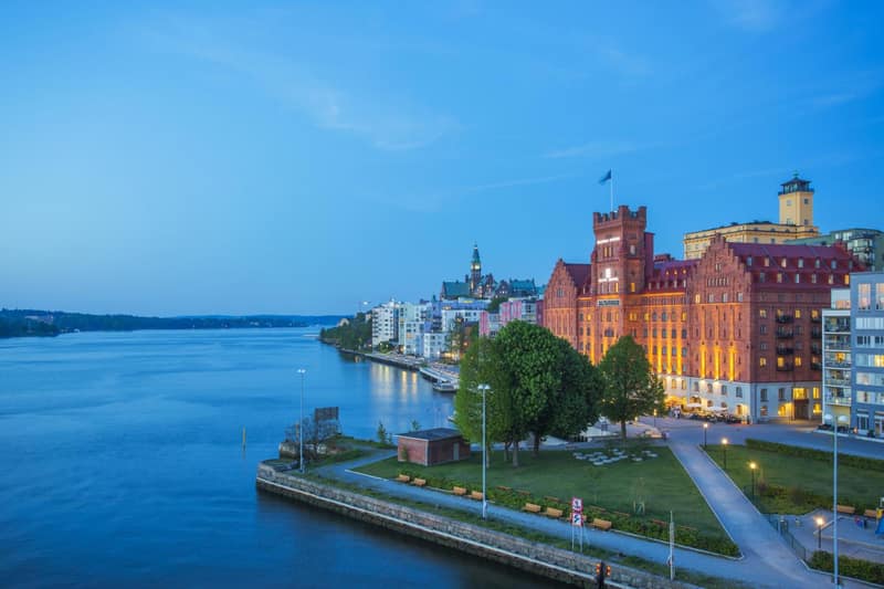 Elite Hotel Marina Tower, Spa & Resort — building
