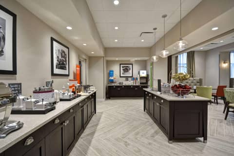 Hampton Inn Livonia Detroit — photo 4