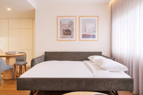 Catarina Serviced Apartments by HostWise — photo 2