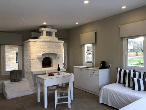 Parthenis Hotel & Suites — photo 4