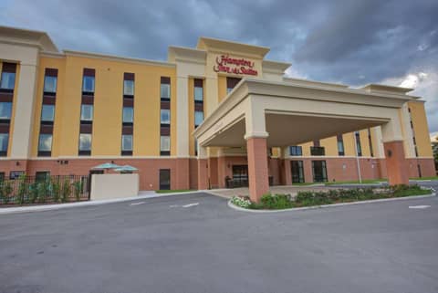 Hampton Inn & Suites by Hilton Tampa Busch Gardens Area — photo 6