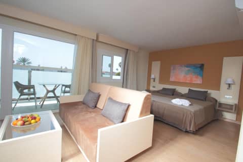 HL Suite Nardos - Only Adults — hotel room