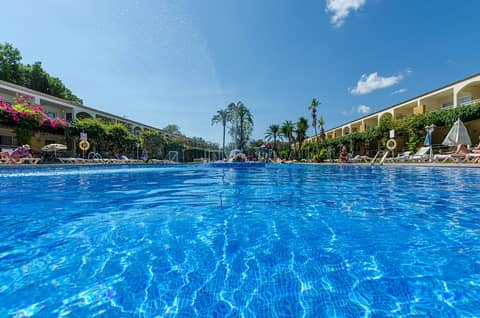 Mariner Club Apartments — recepcion & lobby