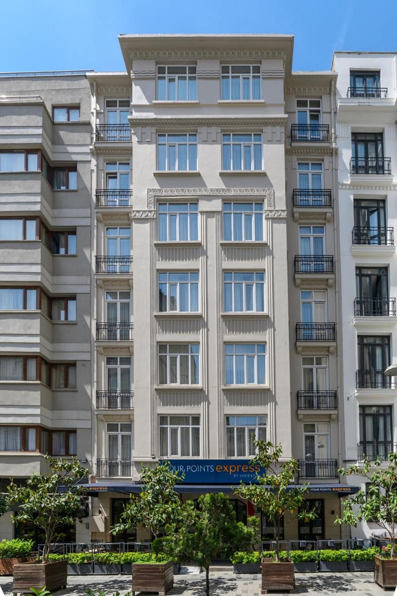 Four Points Flex by Sheraton Istanbul Taksim Square — building