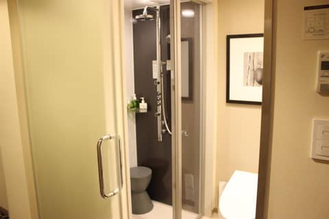 Hotel Ryumeikan Tokyo — bathroom