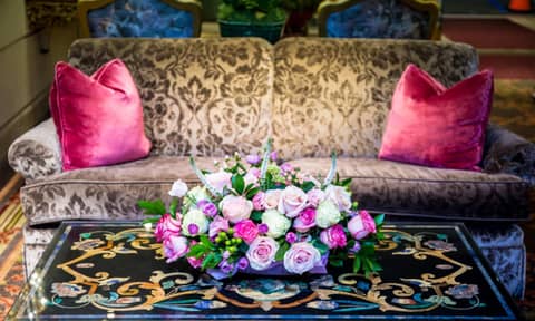 Olyver Hotel — lobby